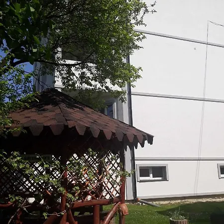 Valentino Guest house *